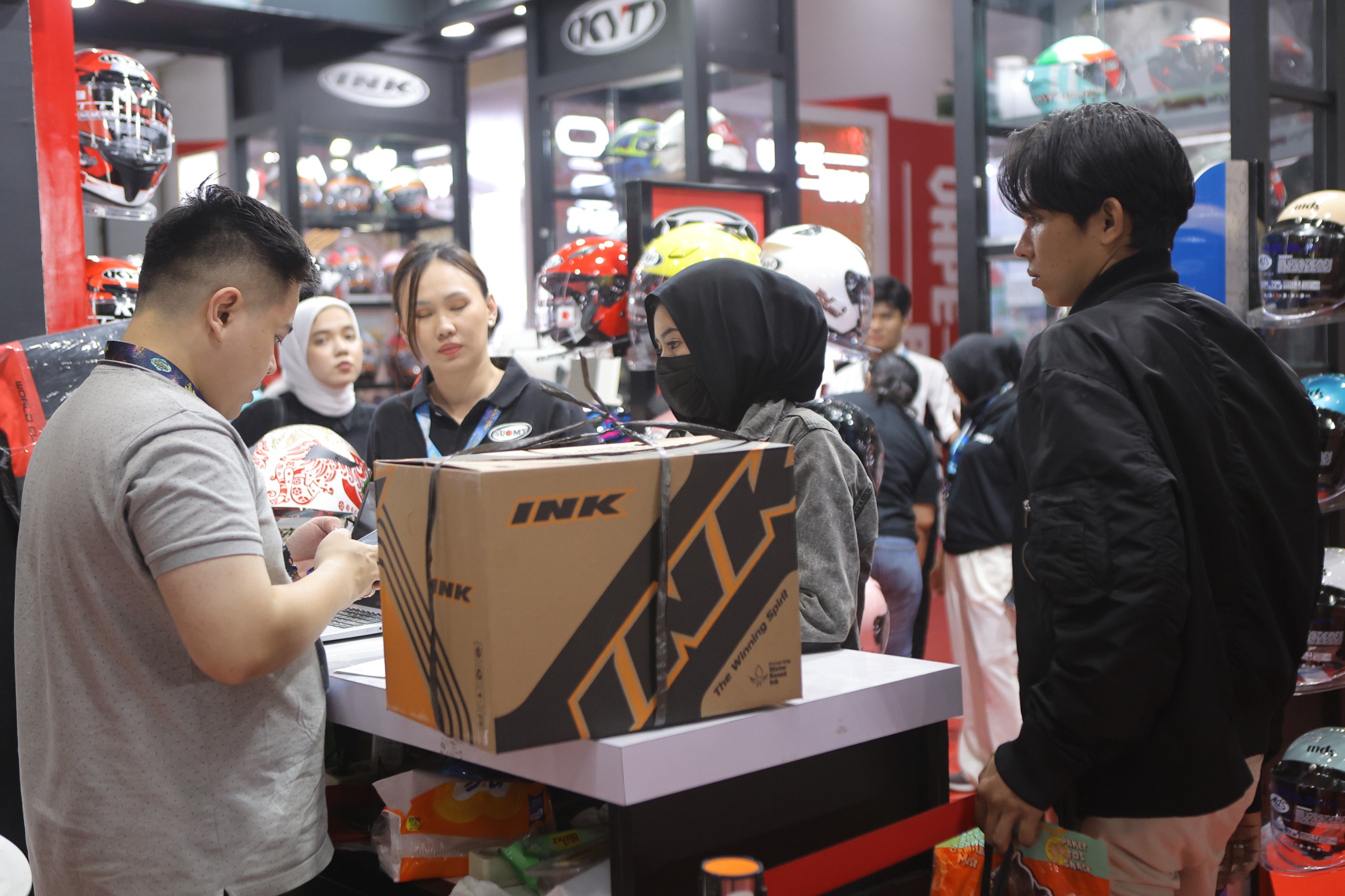 Obral Helm Berkualitas di Jakarta Lebaran Fair